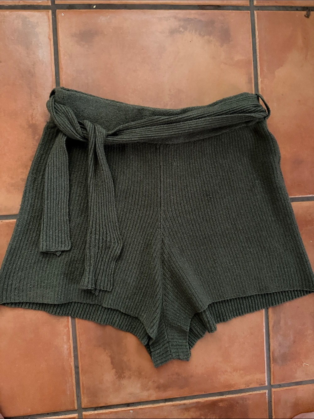 Ribbed sweater Knit Tie-Waist Shorts - Dark Olive
